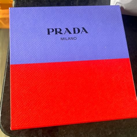 prada game blue